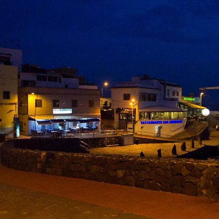 B&B Paraiso Tenerife Super Economy Rooms Airport Los Abrigos Exteriör bild