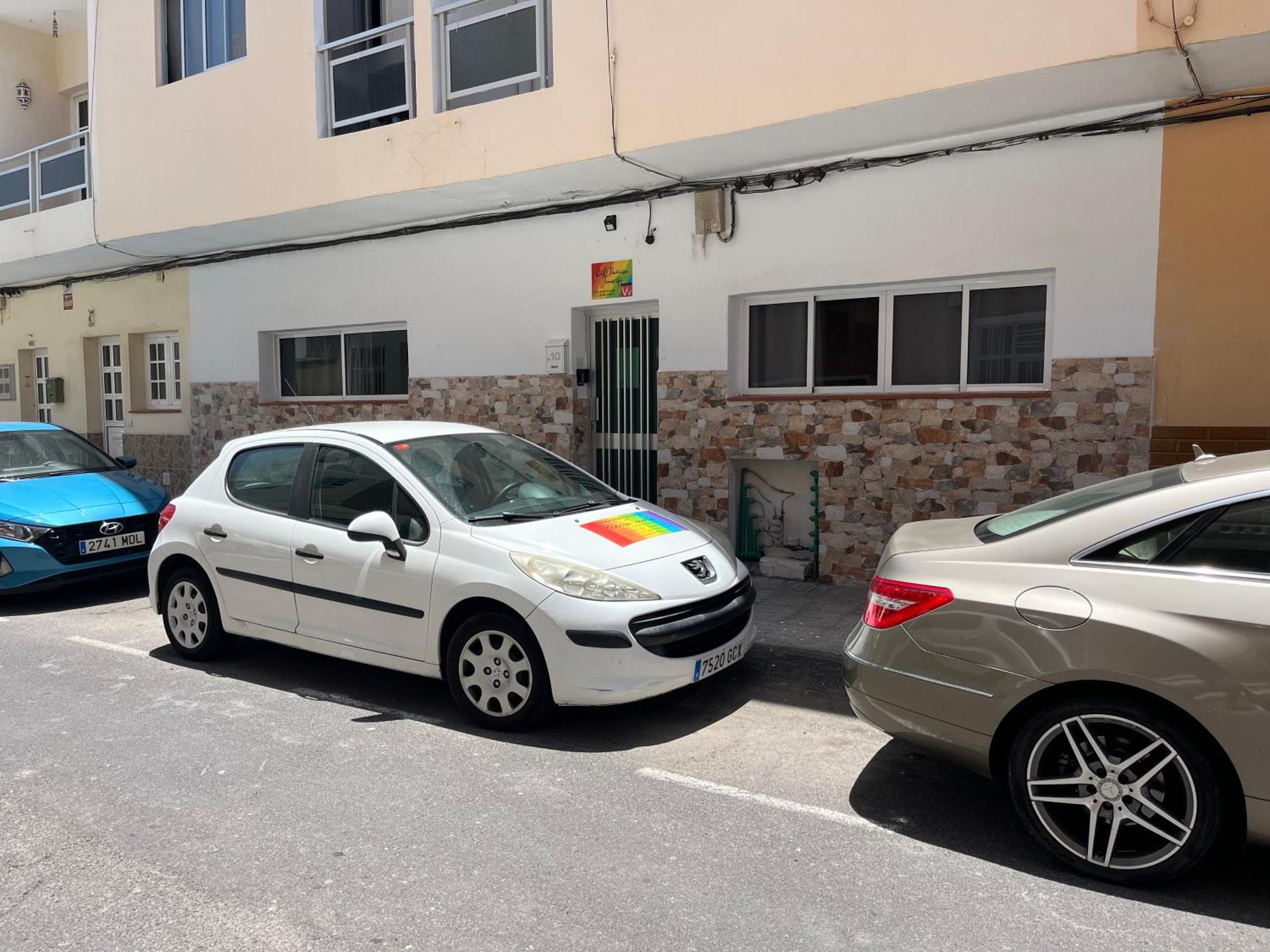B&B Paraiso Tenerife Super Economy Rooms Airport Los Abrigos Exteriör bild